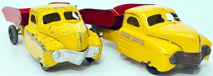 Buddy L Postwar #302 Dump Truck cream and red with wooden wheels X2
