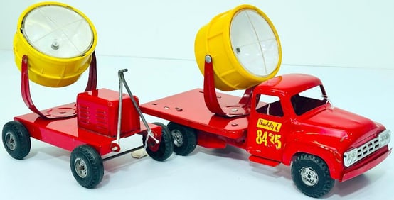 Buddy L Postwar Spotlight Truck 8435" and Trailer with Spotlight red