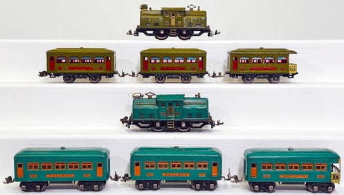 Lionel Prewar O Gauge 252 Peacock Electric Locomotive and 607-607-608/ 252 Olive Green Electric Loco
