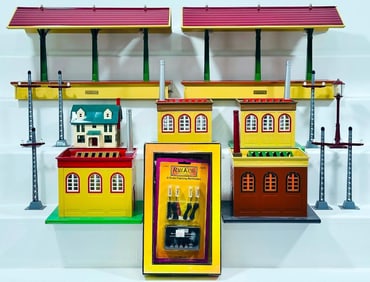 MTH Modern Wide Gauge Freight Shed X2 and Power Station X4/153 Block Signal