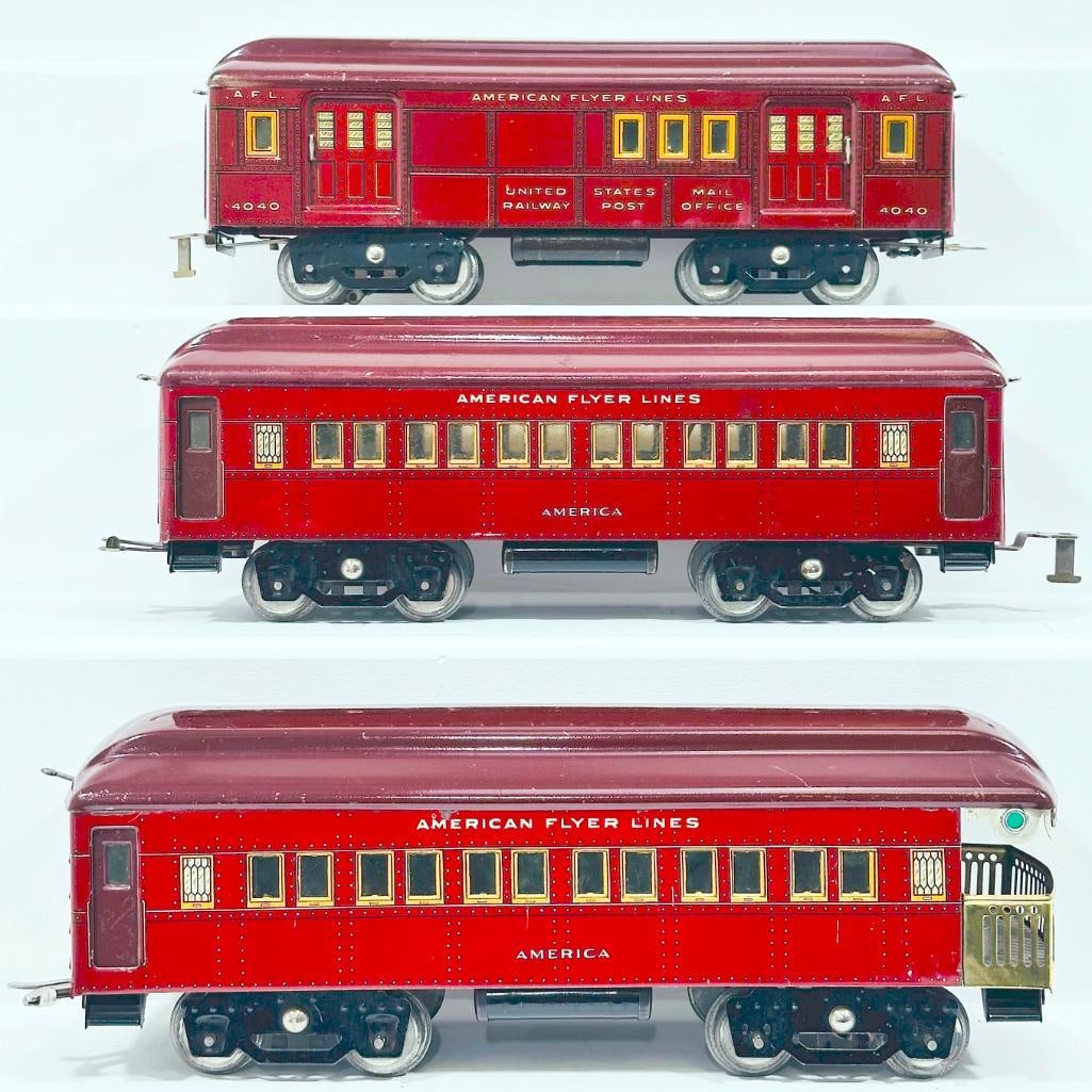 American Flyer Prewar Wide Gauge Maroon 4040 - America - America Passenger Cars: American Flyer Prewar Wide Gauge Maroon 4040 - America - America Passenger Cars, each in C6 to C6 plus.