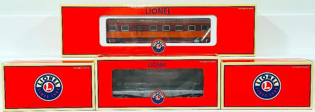 Lionel Modern O Gauge Milwaukee Road Hiawatha 18 in Aluminum Station Sounds Diner 112/LCCA 2005 Car: Lionel Modern O Gauge Milwaukee Road Hiawatha 18 inch Aluminum Station Sounds Diner 112/LCCA 2005 Convention Frisco Flat Car/LCCA 2005 Convention MKT Speeder Nonpowered and Powered, each in C10 and ea