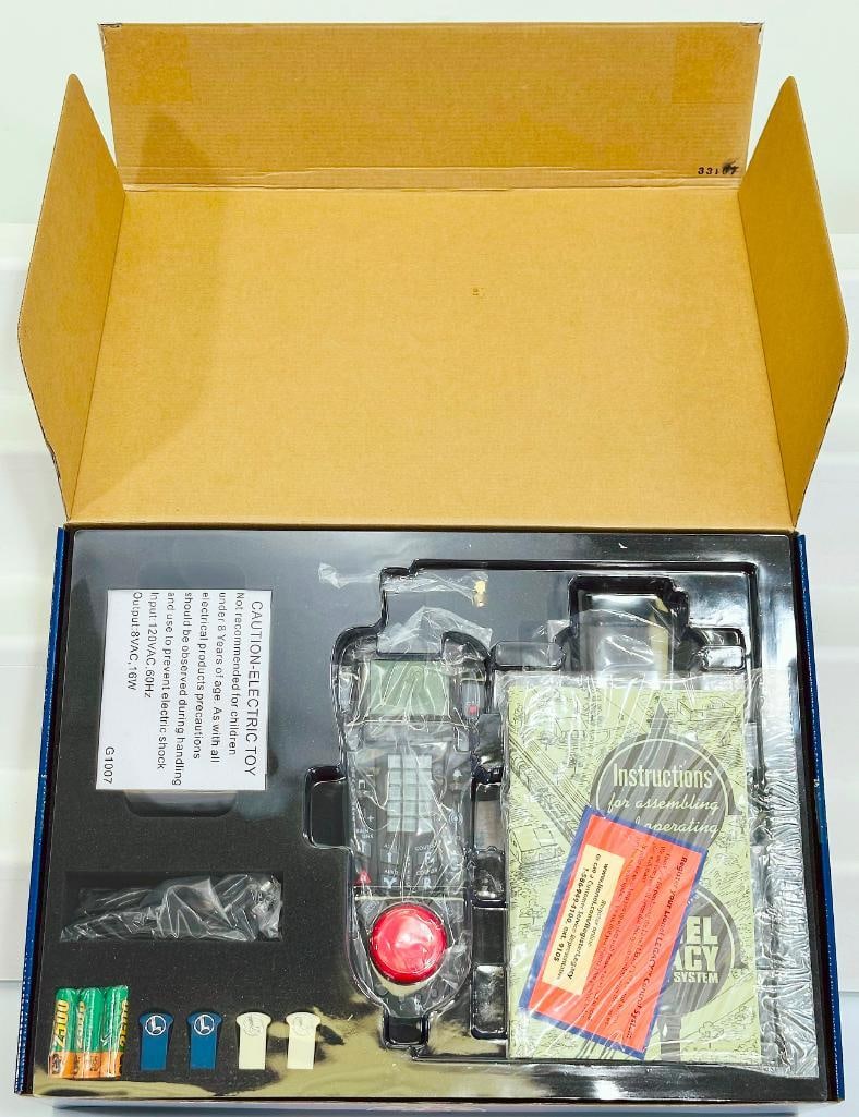 Lionel Modern O Gauge #990 Legacy Control System/Power Master #6  -   24130/Trainmaster Power Master (1 of 4)