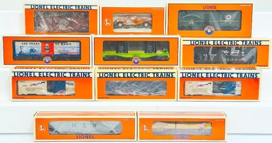 Lionel Modern O Gauge Eleven (11) Assorted Freight Cars Boxed