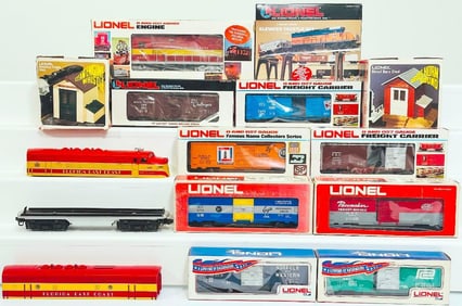 Lionel Modern O Gauge Eight Assorted Freight Cars/Florida East Coast Railroad F3 Shell A and B Units