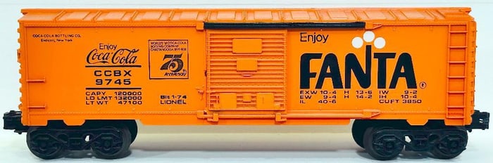 Lionel Modern O Gauge Coca - Cola Fanta Box Car  - Very RARE