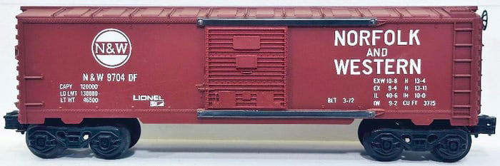 Lionel Modern O Gauge 9704 Norfolk and Western Box Car