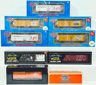 Atlas Modern O Gauge Five Assorted 40 foot Wood Reefer Freight Cars/Weaver Modern O Gauge GE Ore Car
