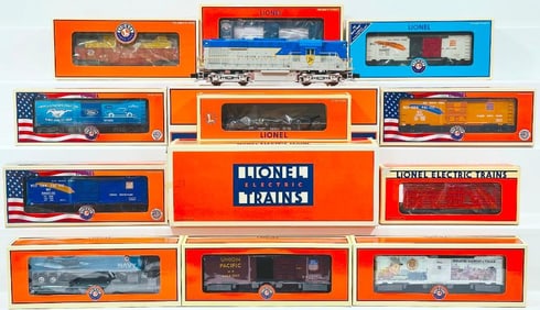 Lionel Modern O Gauge RS -  11 D&H Command Locomotive/042 Remote Switches/Eleven Assorted Freight