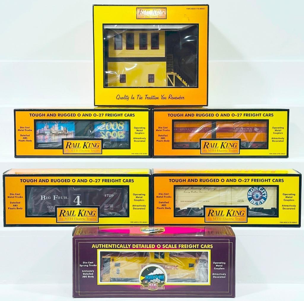 MTH Modern O Gauge Pennsylvania Switch Tower and Five (5) Assorted Freight Cars Boxed (1 of 5)