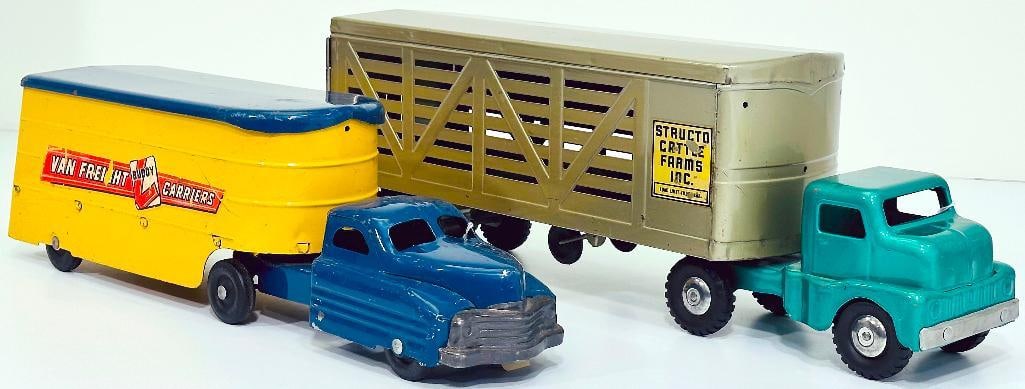 Structo Postwar Cattle Farms Truck and Trailer green and silver and Buddy L Postwar 413 Van Freight (1 of 7)