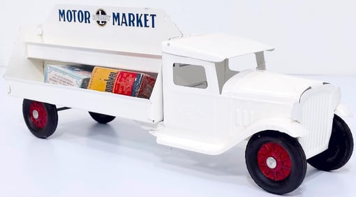 Buddy L Prewar 461 Motor Market Truck white and manufactured in 1936
