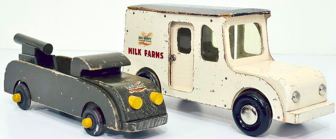 Buddy L Prewar 343 Wood Army Gun Truck olive color and Buddy L Postwar 372 Wood Panel Truck white