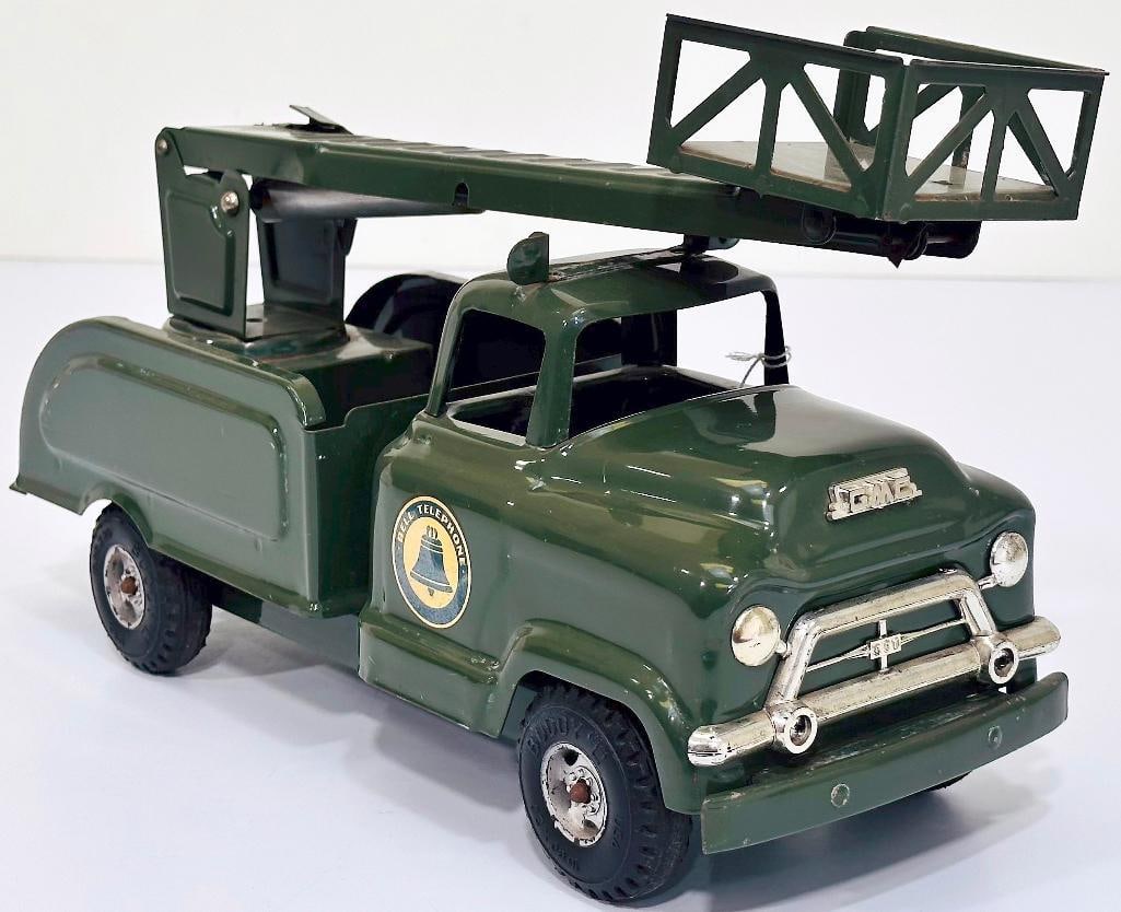 Buddy L Postwar 5679 GMC Bell Telephone Truck olive color manufactured 1958 through 1960: Buddy L Postwar 5679 GMC Bell Telephone Truck olive color manufactured 1958 through 1960, in C7.