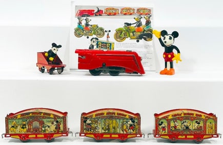 Lionel Prewar O Gauge Mickey Mouse Circus Train, with red Locomotive and red Tender with Mickey