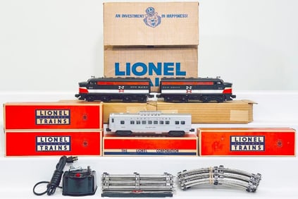 Lionel Postwar O Gauge 1608W New Haven Alco Passenger Set with Original Boxes and Set Box