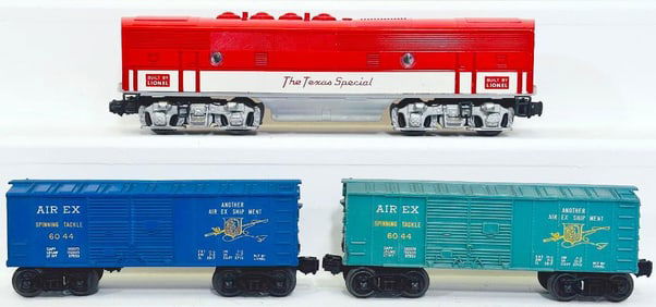 Lionel Postwar O Gauge Texas Special 2245C B Unit/6044 Aqua Blue Airex Box Car/6044 Purple Airex Car