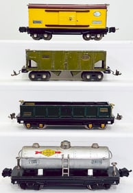 Lionel Prewar O Gauge 816 off green Hopper/812 green Gondola/2814 cream and the maroon Box Car/2815