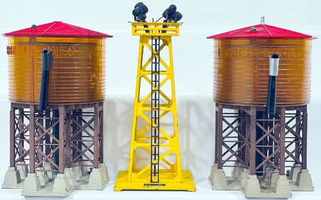 Lionel Postwar O Gauge 38 Pumping Water Tower X2 and 395 yellow Beacon
