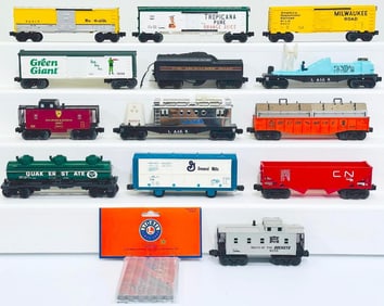 Lionel Modern O Gauge Thirteen (13) Assorted Freight Cars