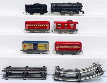 Marx Prewar O Gauge Rare 666 Locomotive Passenger Set