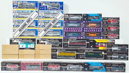 K-Line Modern O Gauge Assorted Freight Cars/RMT Halloween Depressed Flat Car Set with load X2