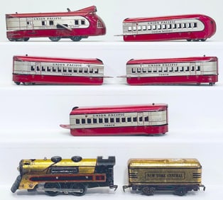 Marx Prewar O Gauge New York Central Locomotive/Tender/Union Pacific M-10000 5 Car red/gray Set