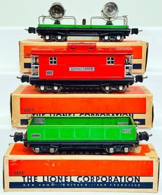 Lionel Prewar O Gauge 2820 Green Floodlight Car with Electric Couplers -2817 Red Caboose