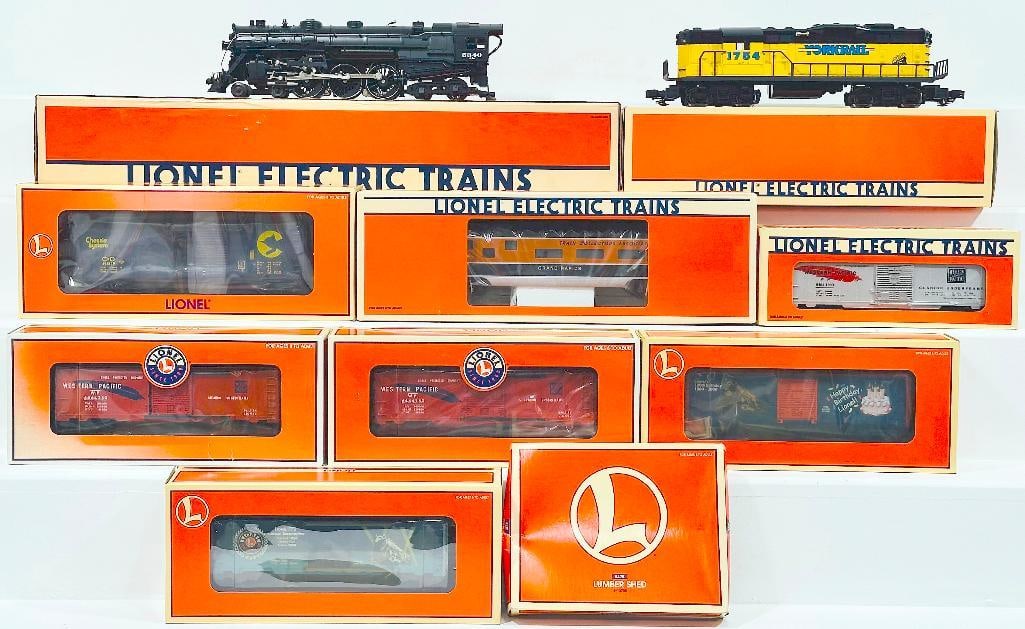 Lionel Modern O Gauge Assorted TCA Convention Cars and NYC 4-6-4 Hudson Boxed (1 of 14)