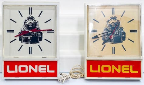 Lionel Postwar O Gauge Lionel Clock X2