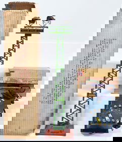 Lionel Prewar Standard Gauge 92 Floodlight Tower and Multi Volt Type T Transformer