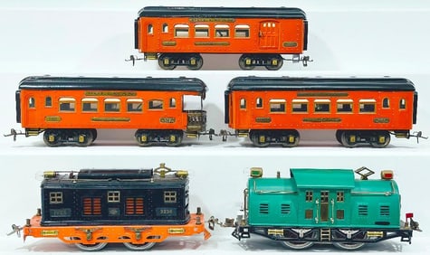 Ives Prewar Wide Gauge 3236 orange and black Electric Locomotive 184?186?185 orange and black Cars