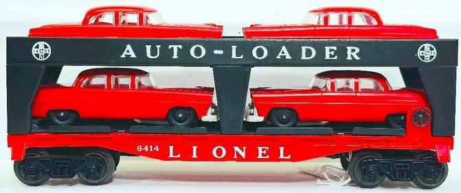 Lionel Postwar O Gauge 6414 Auto Loader with 4 premium red Autos with gray bumpers