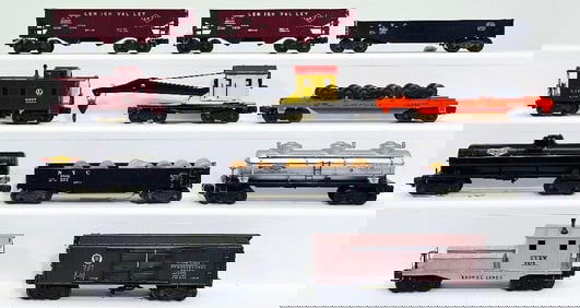 Lionel Postwar O Gauge Eleven (11) Assorted Freight Cars