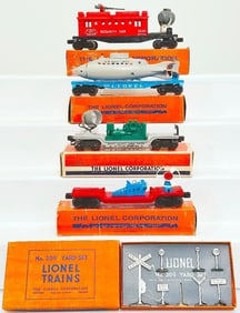 Lionel Postwar O Gauge 3535 Security Car Boxed/6520 Searchlight Car with Green Generator Boxed