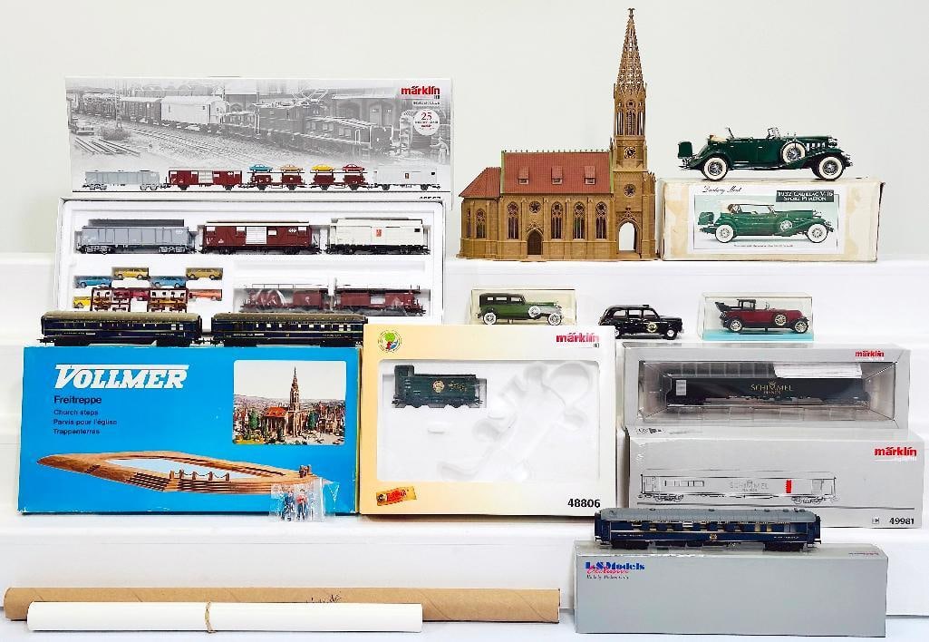 Marklin Modern HO Scale Stieff Wagon with Wizard/Eollmer Church Base Boxed with Church (1 of 15)