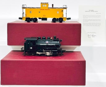 Right of Way industries Modern O Gauge Union Pacific 0 - 4 - 0 Saddle Tanker / Union Pacific Caboose