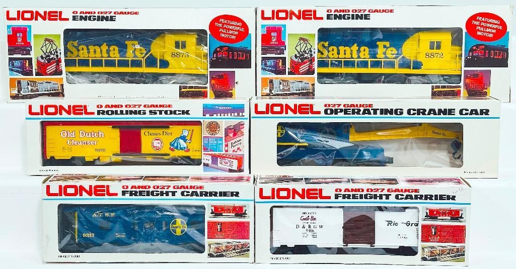 Lionel Modern O Gauge Santa Fe SD?18 Diesel Switcher/ Santa Fe SD?18 Diesel Nonpowered Dummy Unit (1 of 5)