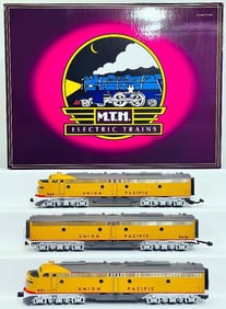 MTH Modern O Gauge Union Pacific EMD E - 8 A - B - A Diesel Set with PS 1.0 Boxed