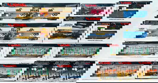 Lionel Modern O Gauge Eleven (11) Assorted Freight Cars and Accessories Boxed