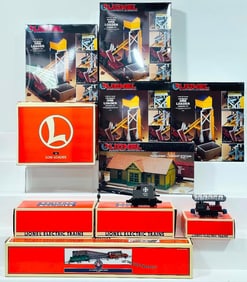 Lionel Modern O Gauge Santa Fe Burro Crane X2 and Assorted Accessories Boxed