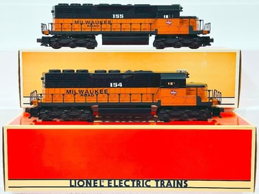 Lionel Modern O Gauge Milwaukee Road SD - 40 with Rail Sounds II and Milwaukee Road SD - 40 Boxed