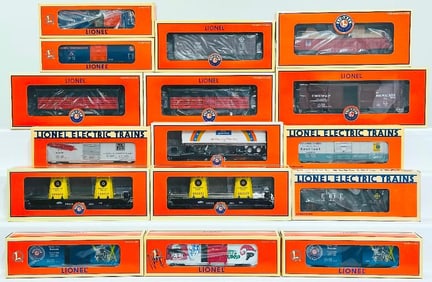 Lionel Modern O Gauge Sixteen (16) Assorted Freight Cars Boxed