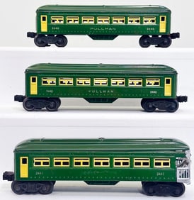 Lionel Postwar O Gauge two-tone Green 2440 - 2440 - 2441 Passenger Cars