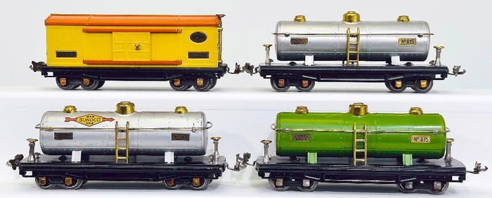 Lionel Prewar O Gauge Four (4) Assorted Freight Cars