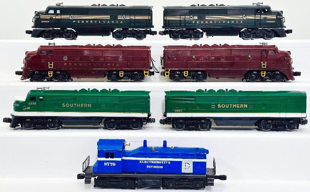 Lionel Modern O Gauge 8566 and 8661 Southern A - B Diesel Units and 8952 Pennsylvania A - A Diesel (1 of 6)