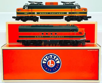 Lionel Modern O Gauge Great Northern FT Locomotive and Great Northern Electric Engine Boxed