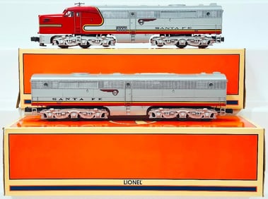 Lionel Modern O Gauge 2000 ATSF Railway Alco PA – 1 Diesel Locomotive and Santa Fe Alco PB –1