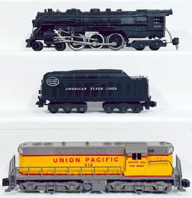 American Flyer Postwar S Gauge 21130 New York Central Locomotive and Tender/372 Union Pacific Diesel