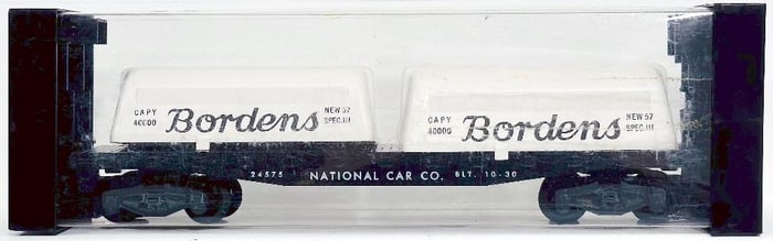 American Flyer Postwar S Gauge No. 24575 Borden's Milk Transport Clear-Pak